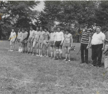 1985 - fotbal - ženatí vs. svobodní.