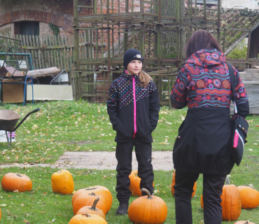 1.11.2025 Dlabání dýní.